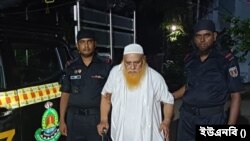 আন্তর্জাতিক অপরাধ ট্রাইব্যুনালের ওয়ারেন্টভুক্ত পলাতক অভিযুক্ত আব্দুস শুক্কুরকে (৭৭) গ্রেপ্তার করেছে র‌্যাব-৭।