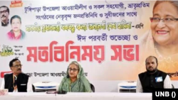 নিজ জেলা গোপালগঞ্জের টুঙ্গিপাড়ায় এক অনুষ্ঠানে প্রধানমন্ত্রী শেখ হাসিনা। ১ জুলাই, ২০২৩। 
