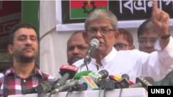 ঢাকায় এক সমাবেশে বক্তব্য রাখছেন বিএনপি মহাসচিব মির্জা ফখরুল ইসলাম আলমগীর। ৩ জুলাই, ২০২৩। 