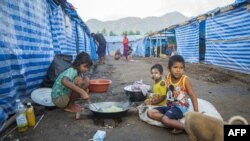 ကရင်ပြည်နယ်ထဲက ဒုက္ခသည်စခန်း 