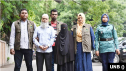 শুক্রবার রাতে রাজধানী ঢাকার ডেমরা থেকে শামিন ও তার স্ত্রীকে গ্রেপ্তার করে সিটিটিসি।