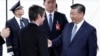 法国总理加布里埃尔·阿塔尔（Gabriel Attal）等官员迎接习近平到访。