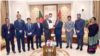 বঙ্গভবনে বাংলাদেশের রাষ্ট্রপতি মো. সাহাবুদ্দিনের কাছে বার্ষিক প্রতিবেদন-২০২২ পেশ করে বাংলাদেশ জুডিশিয়াল সার্ভিস কমিশনের একটি প্রতিনিধি দল। ৭ আগস্ট, ২০২৩।