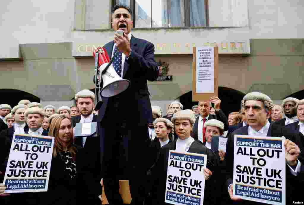 Jo Sidhu, Chair of the Criminal Bar Association, speaks during a strike by criminal barristers outside the &#39;Old Bailey&#39; in London.&nbsp;British lawyers involved in criminal trials staged a walkout in a dispute over government funding, refusing to take on new cases or cover cases for colleagues which have overrun.