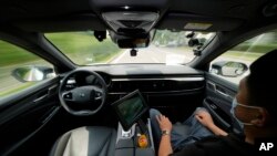 China Self-Driving Cars