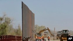 Border Wall Environment