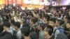 VOA英语视频：香港特首就占中抗议下令星期一清场
