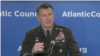美国陆军参谋长麦康维尔上将(General James McConville)2020年1月14日在大西洋理事会讲话（大西洋理事会画面）